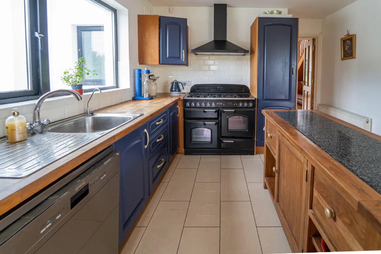 Photo of Dornish, Murrisk, Westport, Co Mayo, F28 VW44