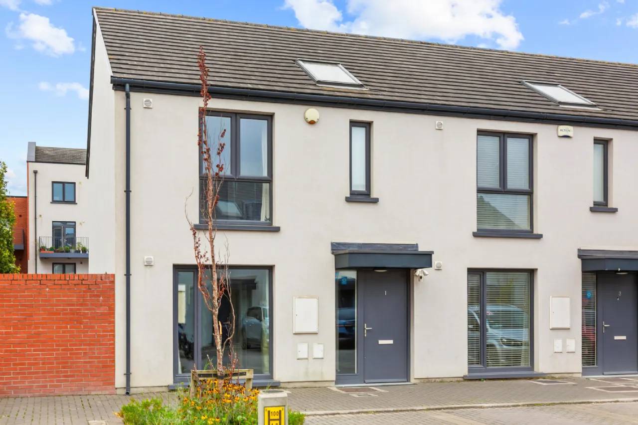 Photo of 1 St. Helen's Court, Adamstown, Co. Dublin, K78 E0K0
