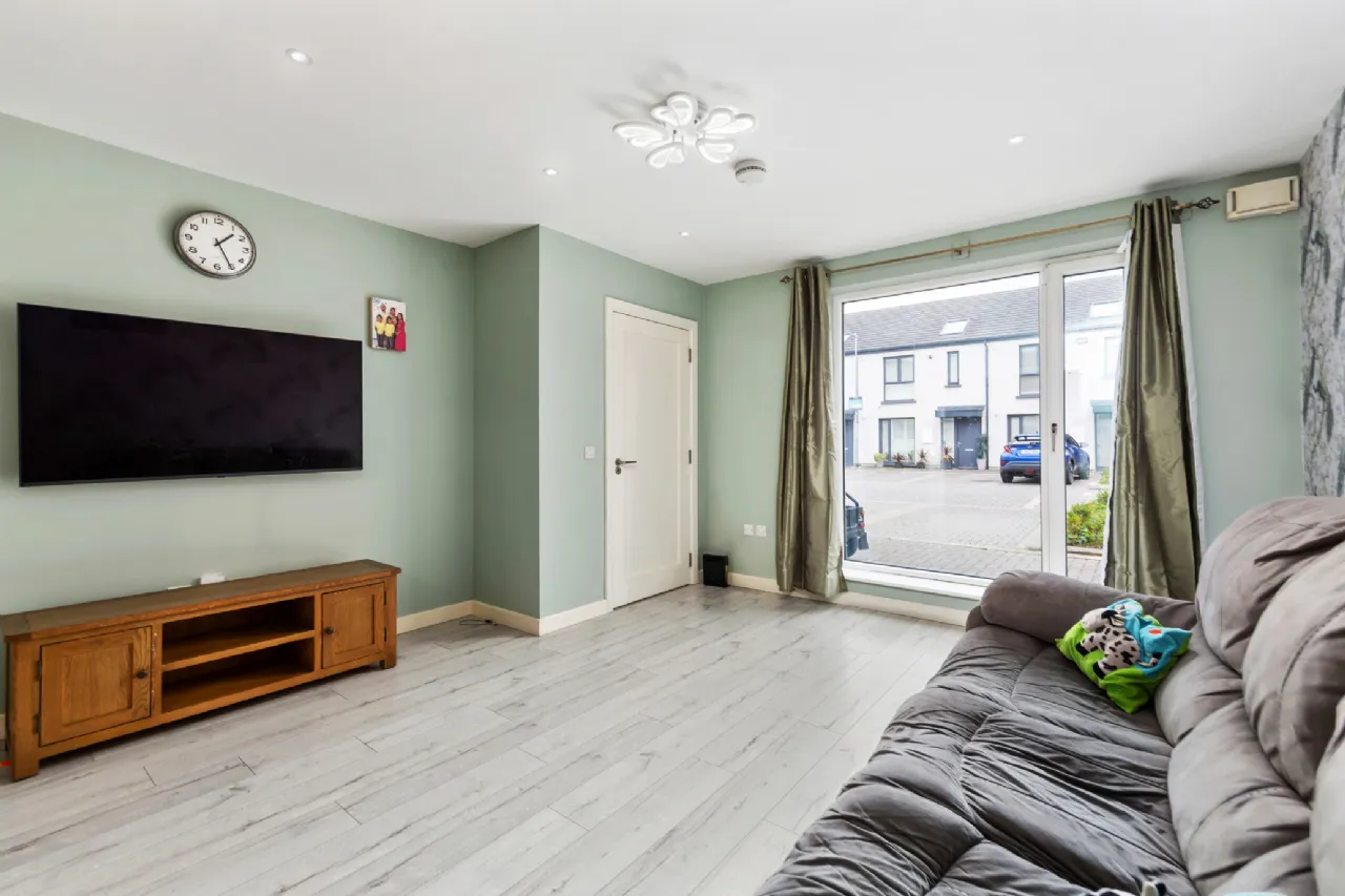 Photo of 1 St. Helen's Court, Adamstown, Co. Dublin, K78 E0K0