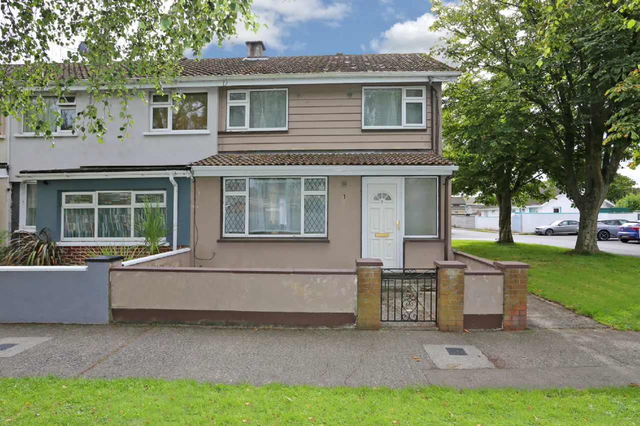 Photo of 1 Cronan Park, Shannon, Clare, V14 DW92