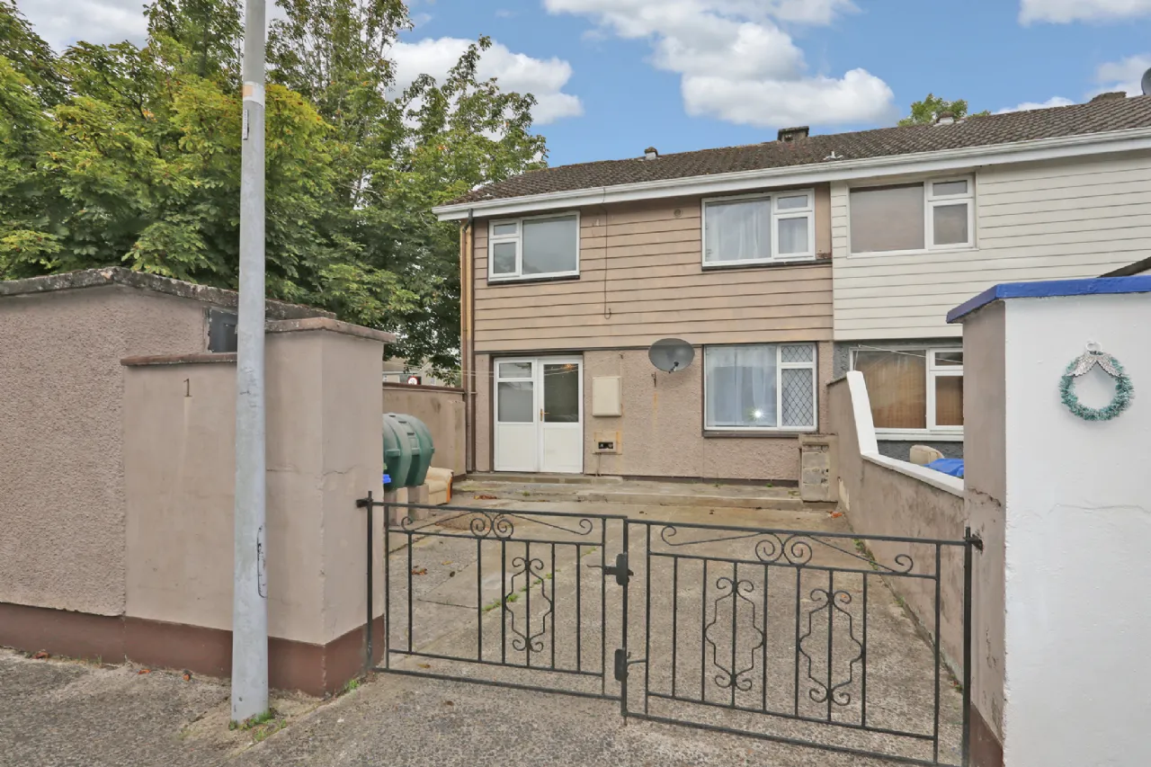 Photo of 1 Cronan Park, Shannon, Clare, V14 DW92