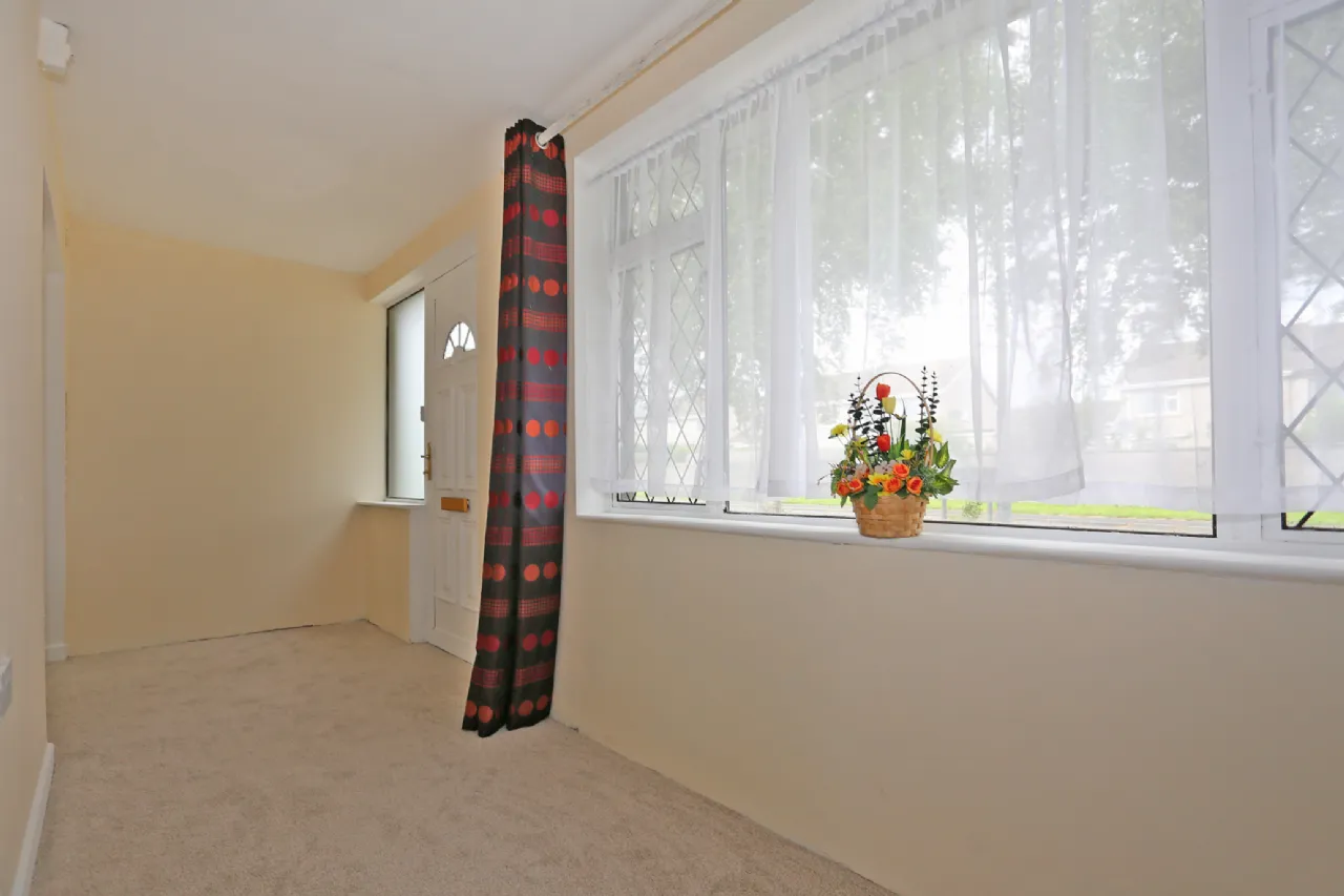 Photo of 1 Cronan Park, Shannon, Clare, V14 DW92