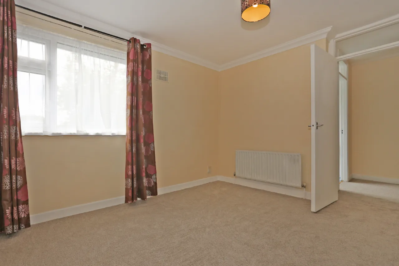 Photo of 1 Cronan Park, Shannon, Clare, V14 DW92