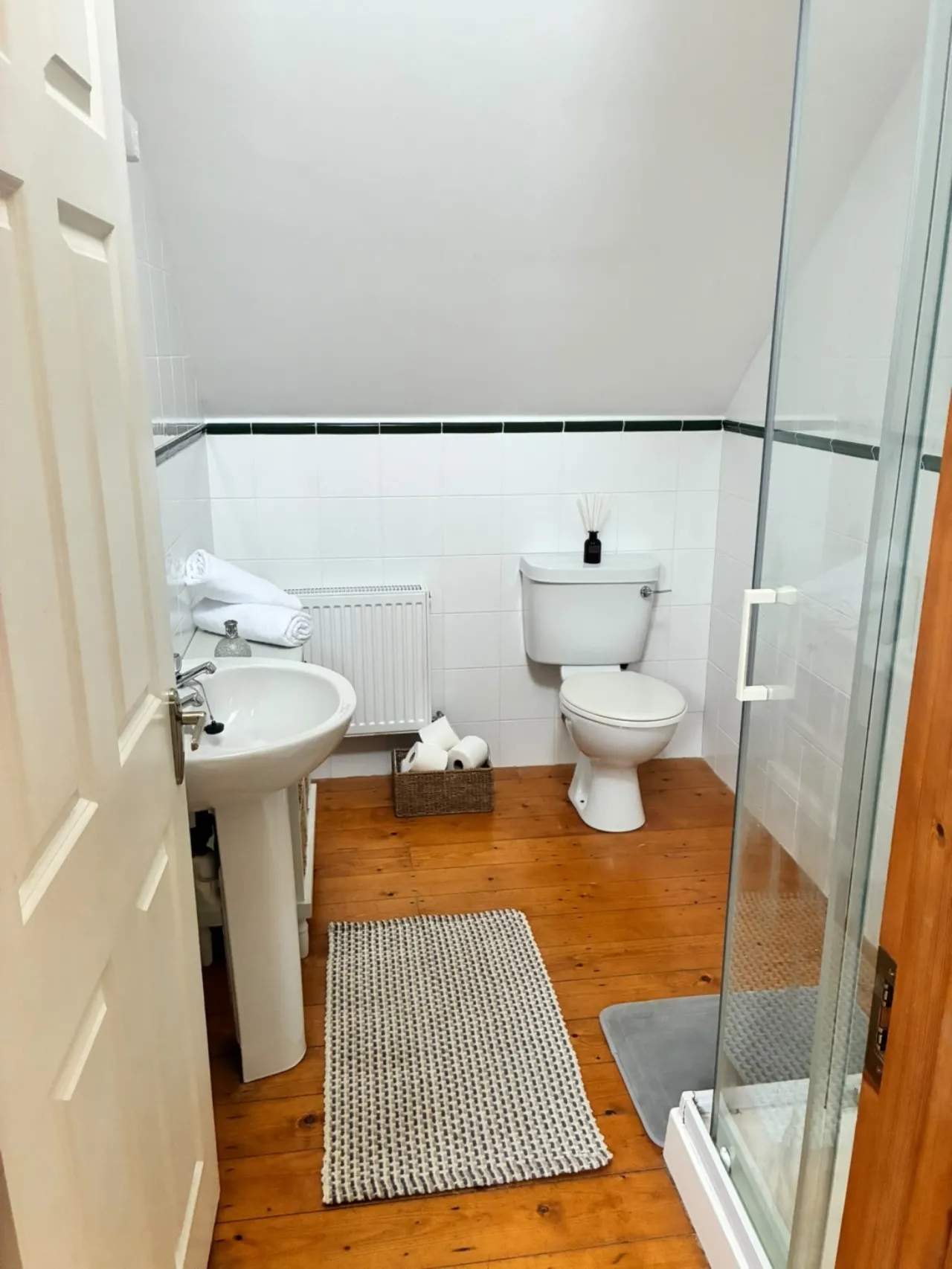 Photo of 12 Cluainin na MBo, Carrowhubbock South, Enniscrone, Co Sligo, F26 C1F2