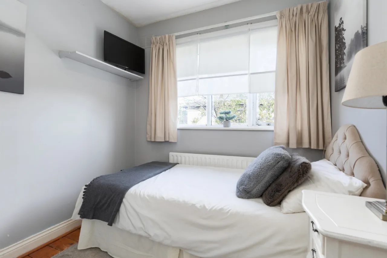Photo of 1 Foxrock Wood, Dublin 18, D18 X4Y6