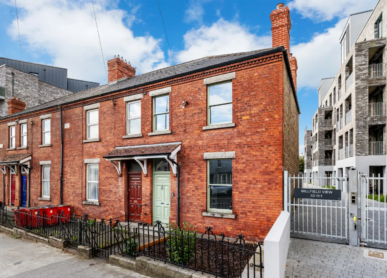 Photo of 52 Glasnevin Hill, Glasnevin, Dublin 9, D09 Y2W7