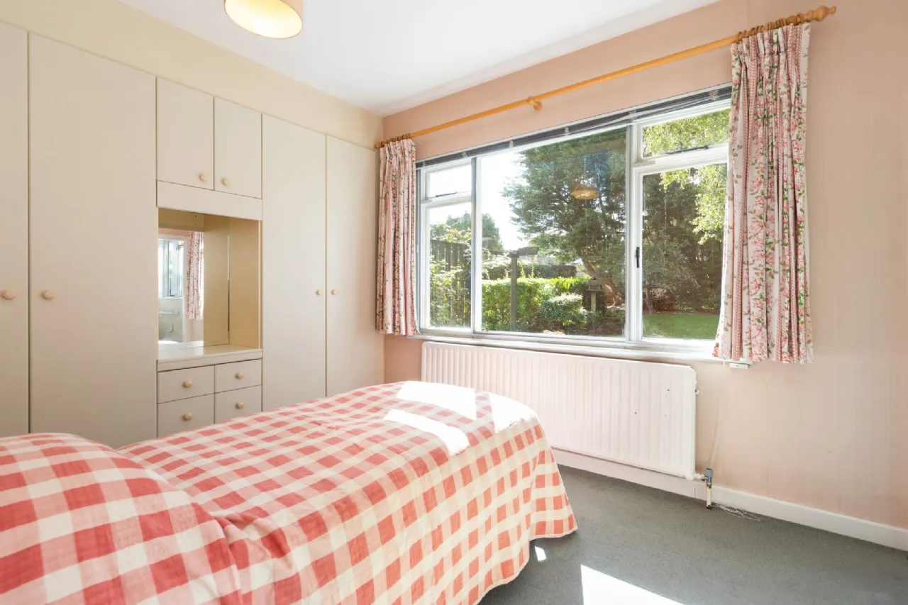 Photo of 39 Hainault Road, Foxrock, Dublin 18, D18 F9W7