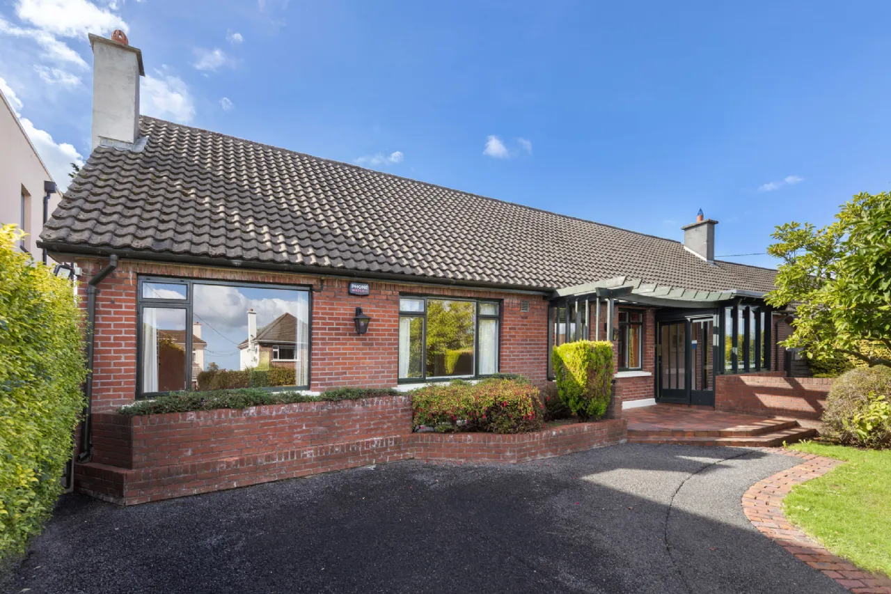 Photo of 39 Hainault Road, Foxrock, Dublin 18, D18 F9W7