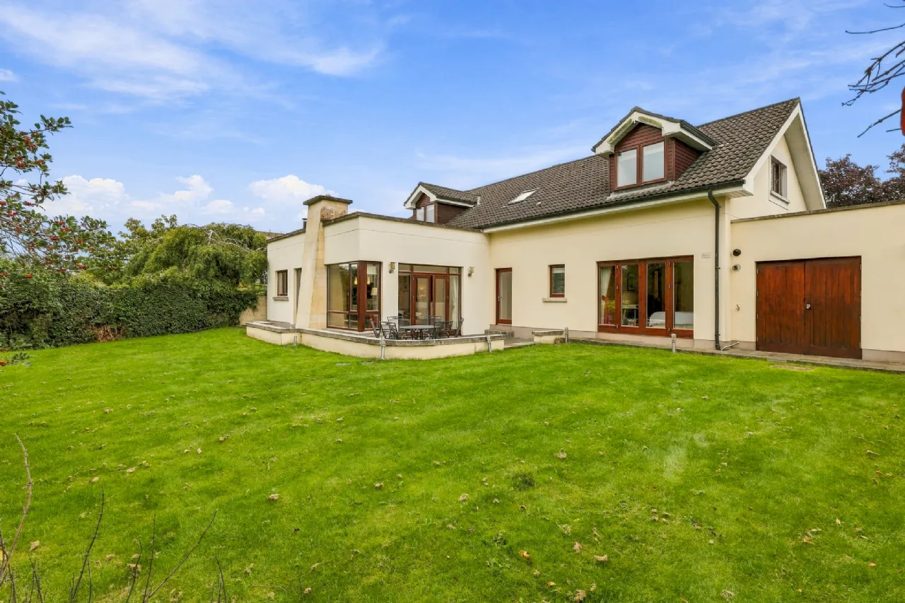 Photo of Thistledown, 10 College Park, Castleknock, Dublin 15, D15 PEY6