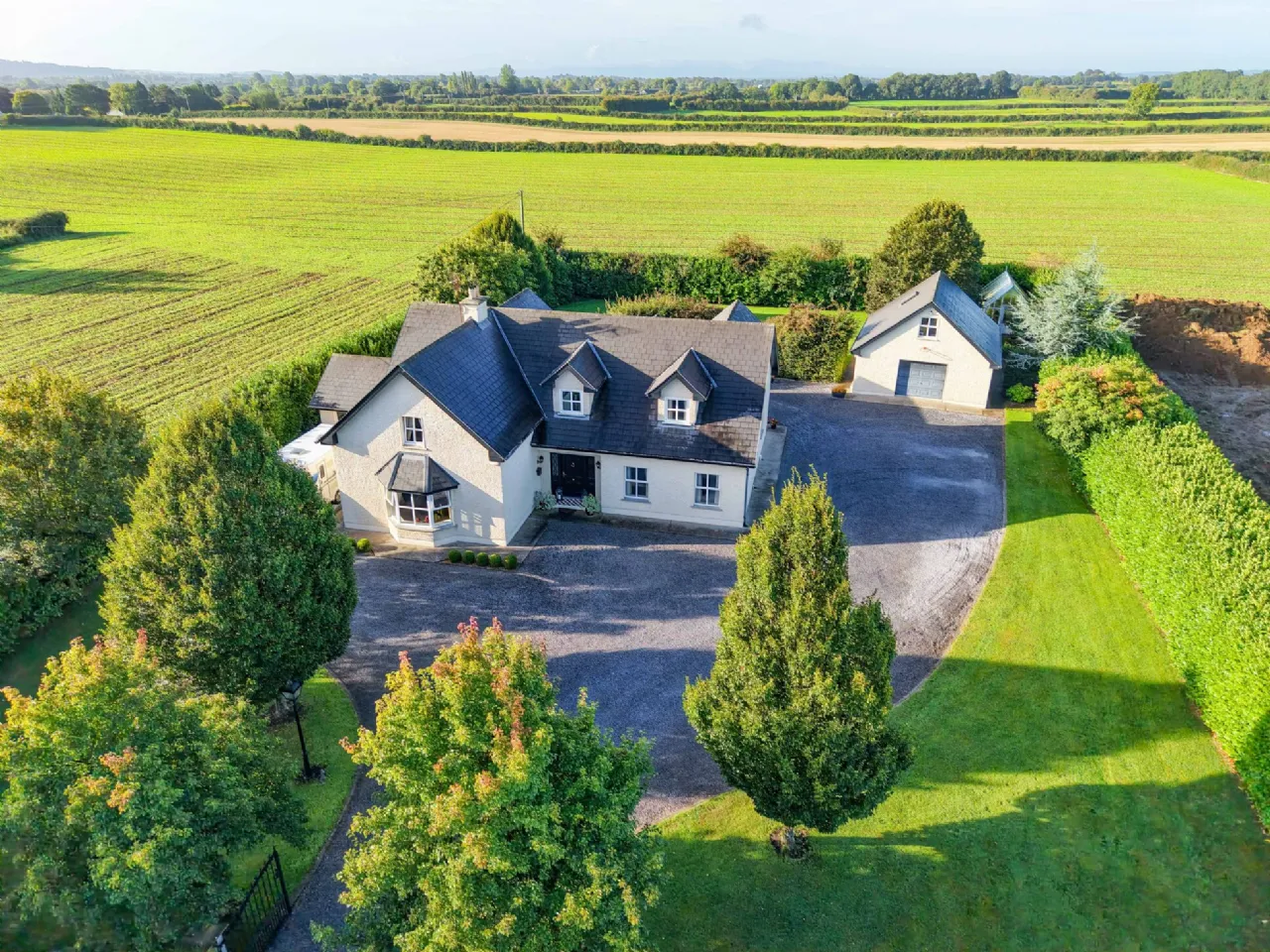 Photo of Brown's Lane, Beakstown, Thurles, Co. Tipperary, E41 N2C3