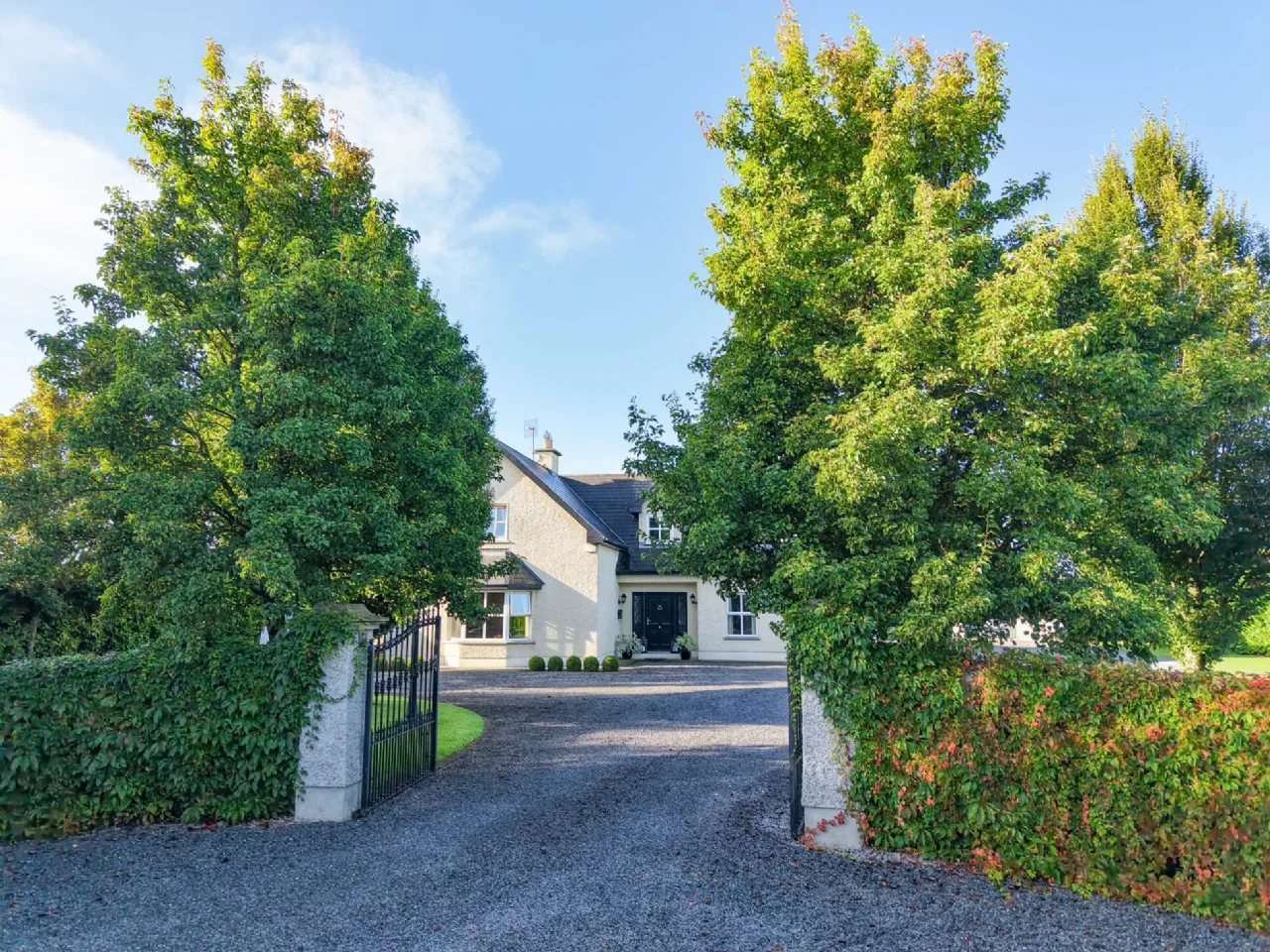Photo of Brown's Lane, Beakstown, Thurles, Co. Tipperary, E41 N2C3