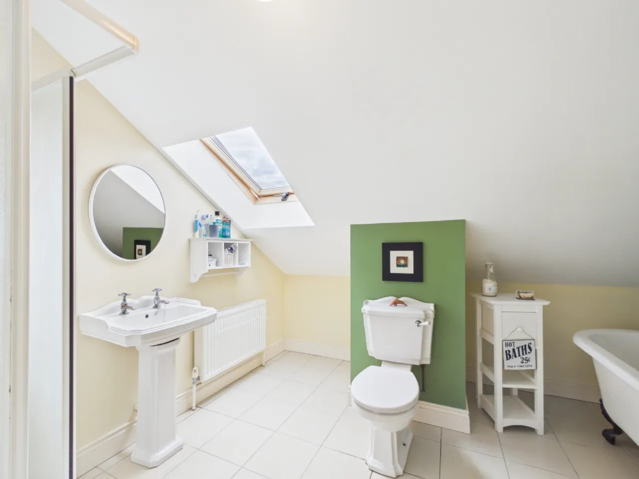 Photo of Brown's Lane, Beakstown, Thurles, Co. Tipperary, E41 N2C3