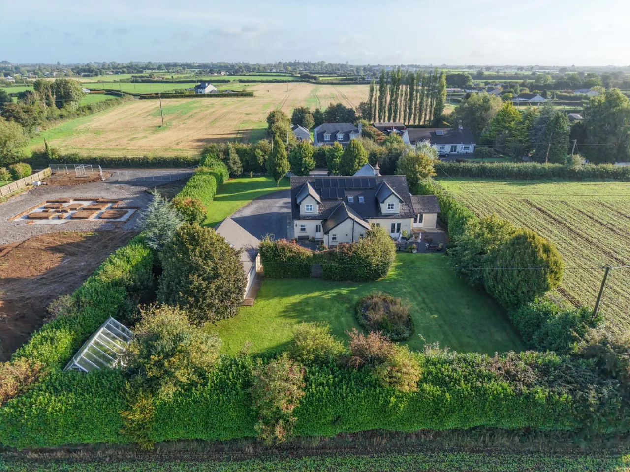 Photo of Brown's Lane, Beakstown, Thurles, Co. Tipperary, E41 N2C3