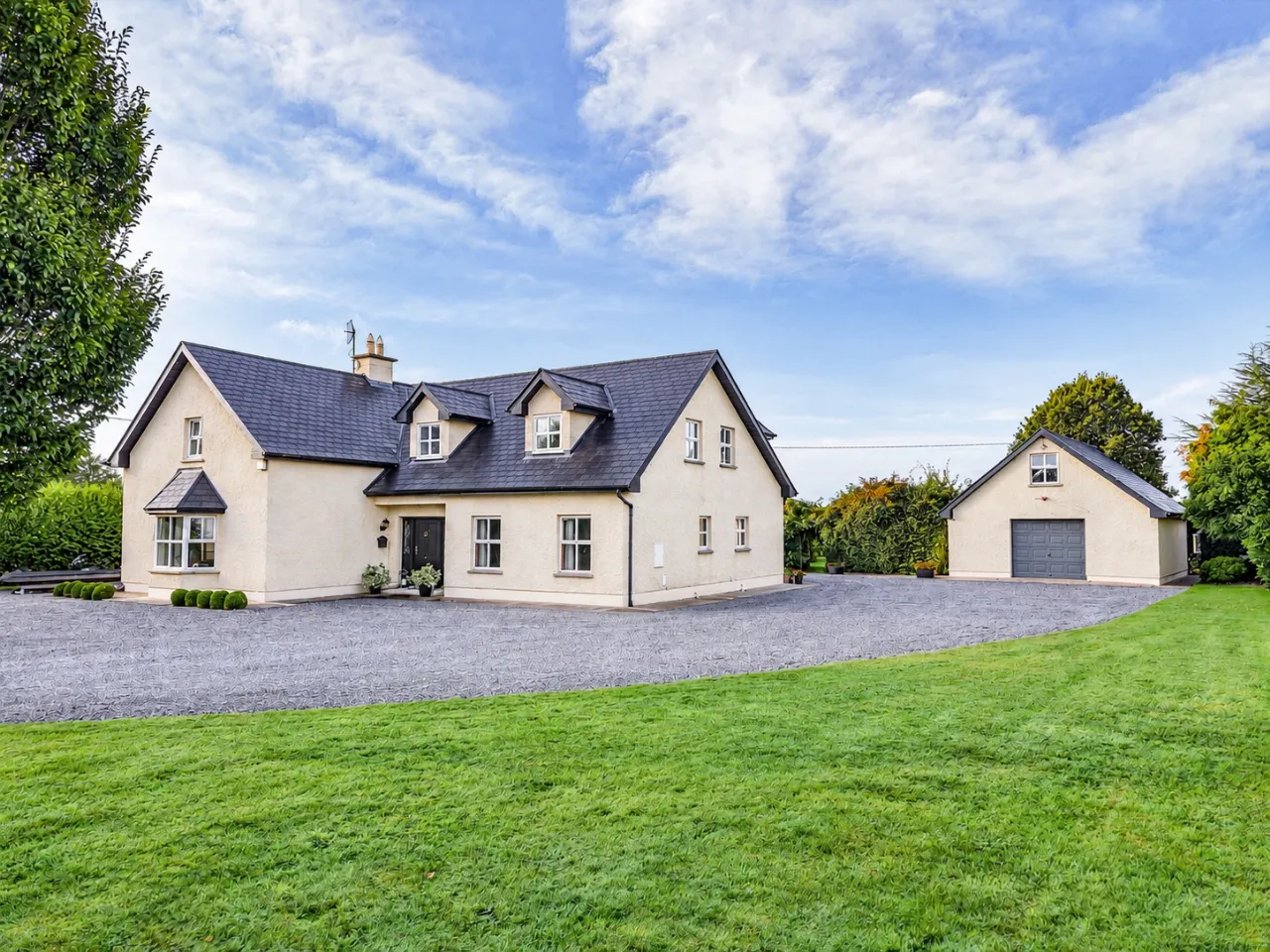 Photo of Brown's Lane, Beakstown, Thurles, Co. Tipperary, E41 N2C3