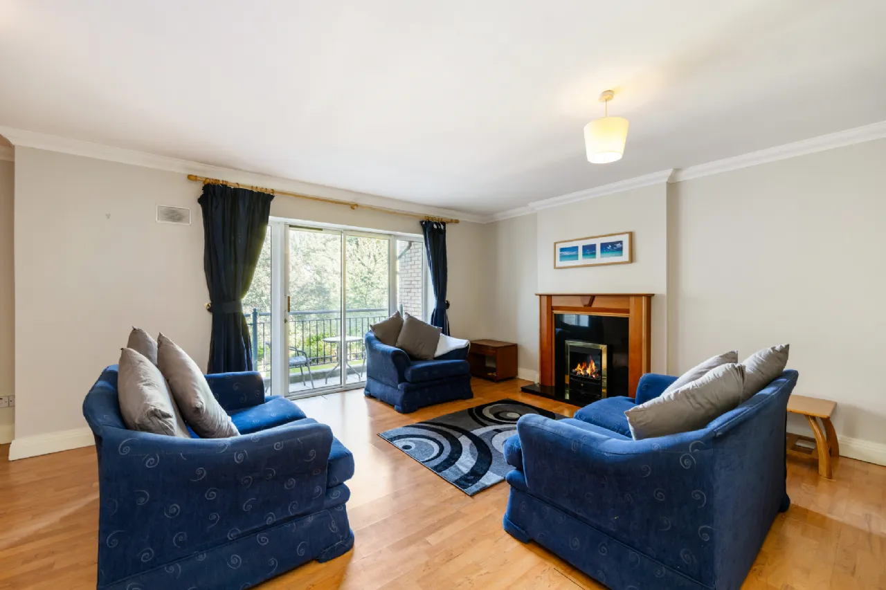 Photo of 212 Grace Park Manor, Drumcondra, Dublin 9, D09 X065