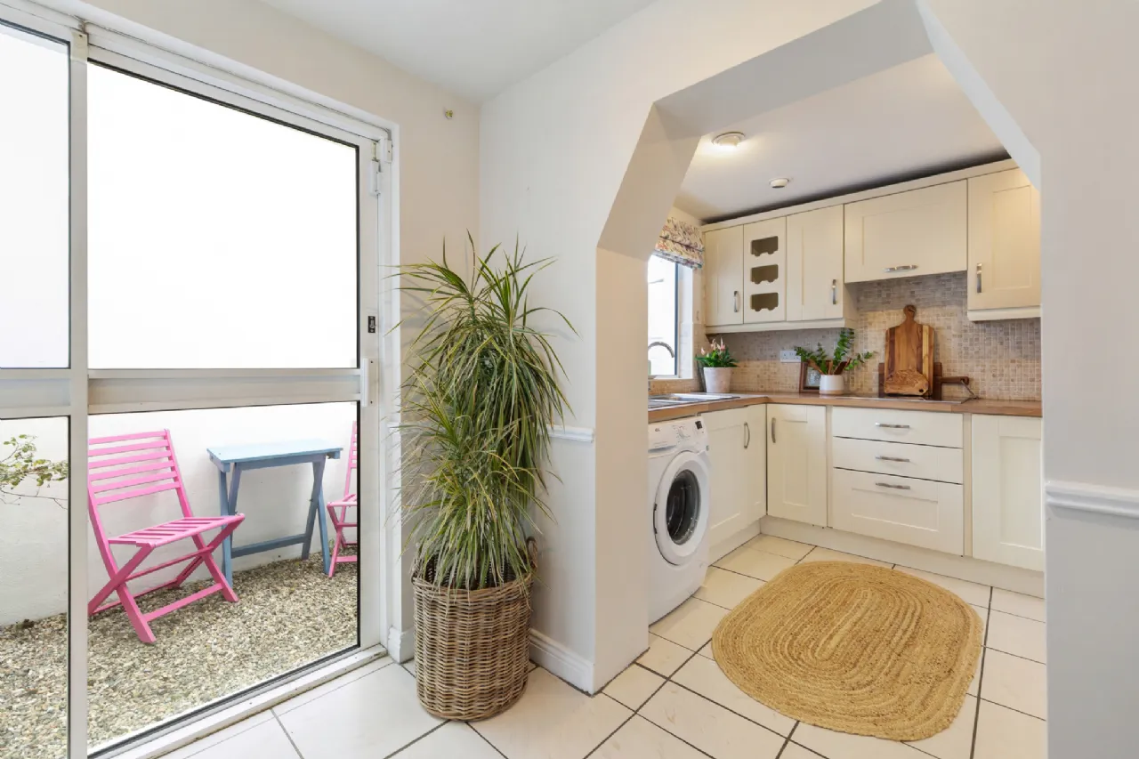 Photo of 9 Meathville Terrace, Long Lane, Dublin 8, D08 K6F4