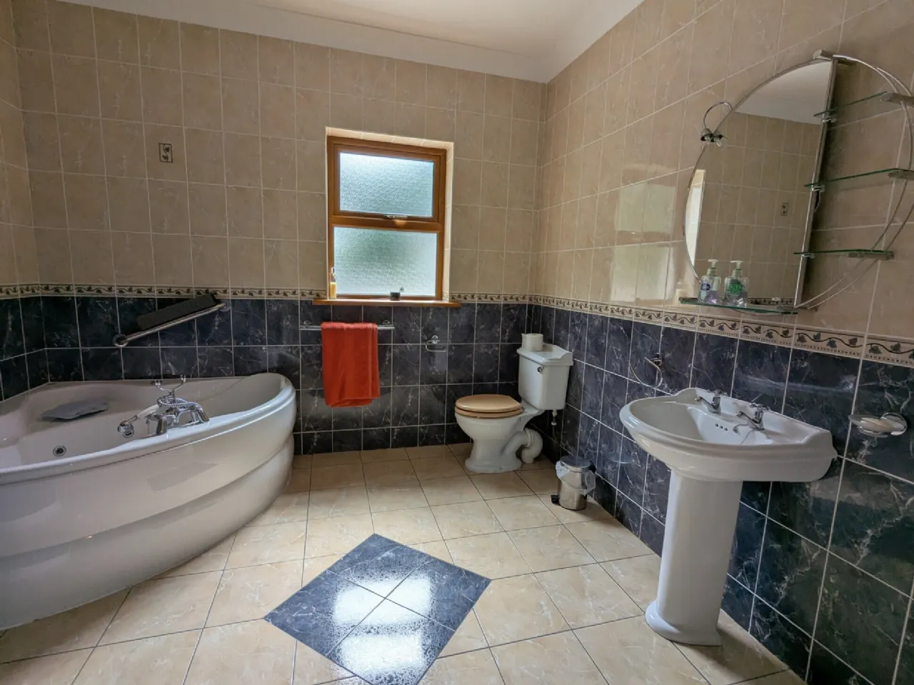 Photo of Clooneen, Westport, Co Mayo, F28 X281