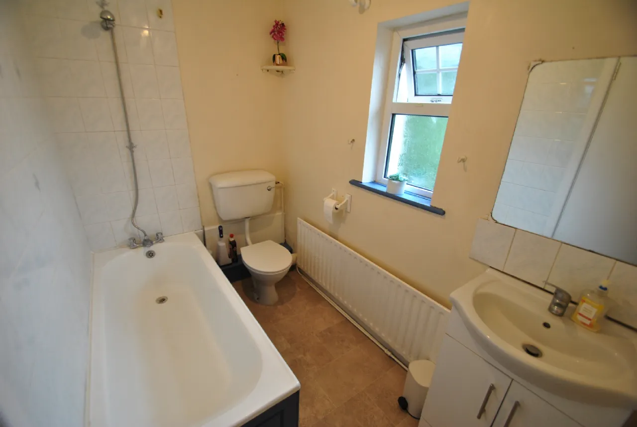 Photo of 1 Birr Road, Shinrone, Birr, Co. Offaly, R42 KT54