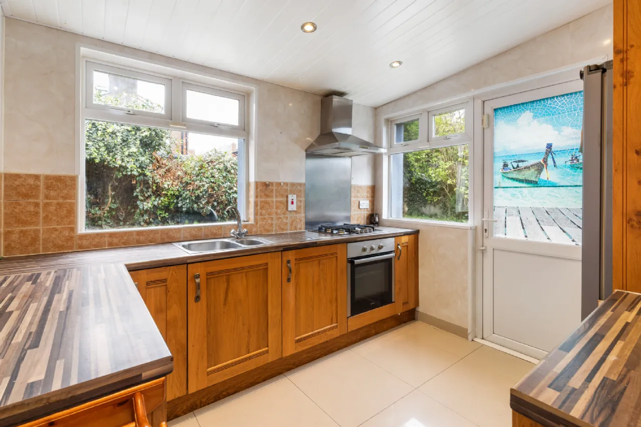 Photo of 8 Glenard Avenue, North Circular Road, Dublin 7, D07 HC1X