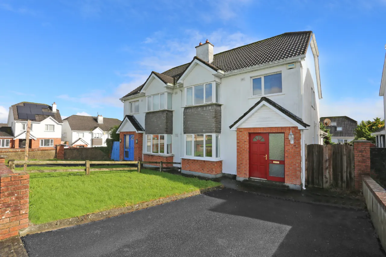 Photo of 26 Oakwood, Sixmilebridge, Clare, V95 F294