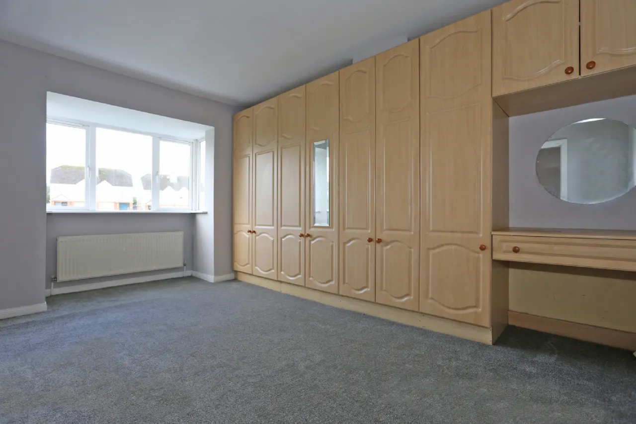 Photo of 26 Oakwood, Sixmilebridge, Clare, V95 F294
