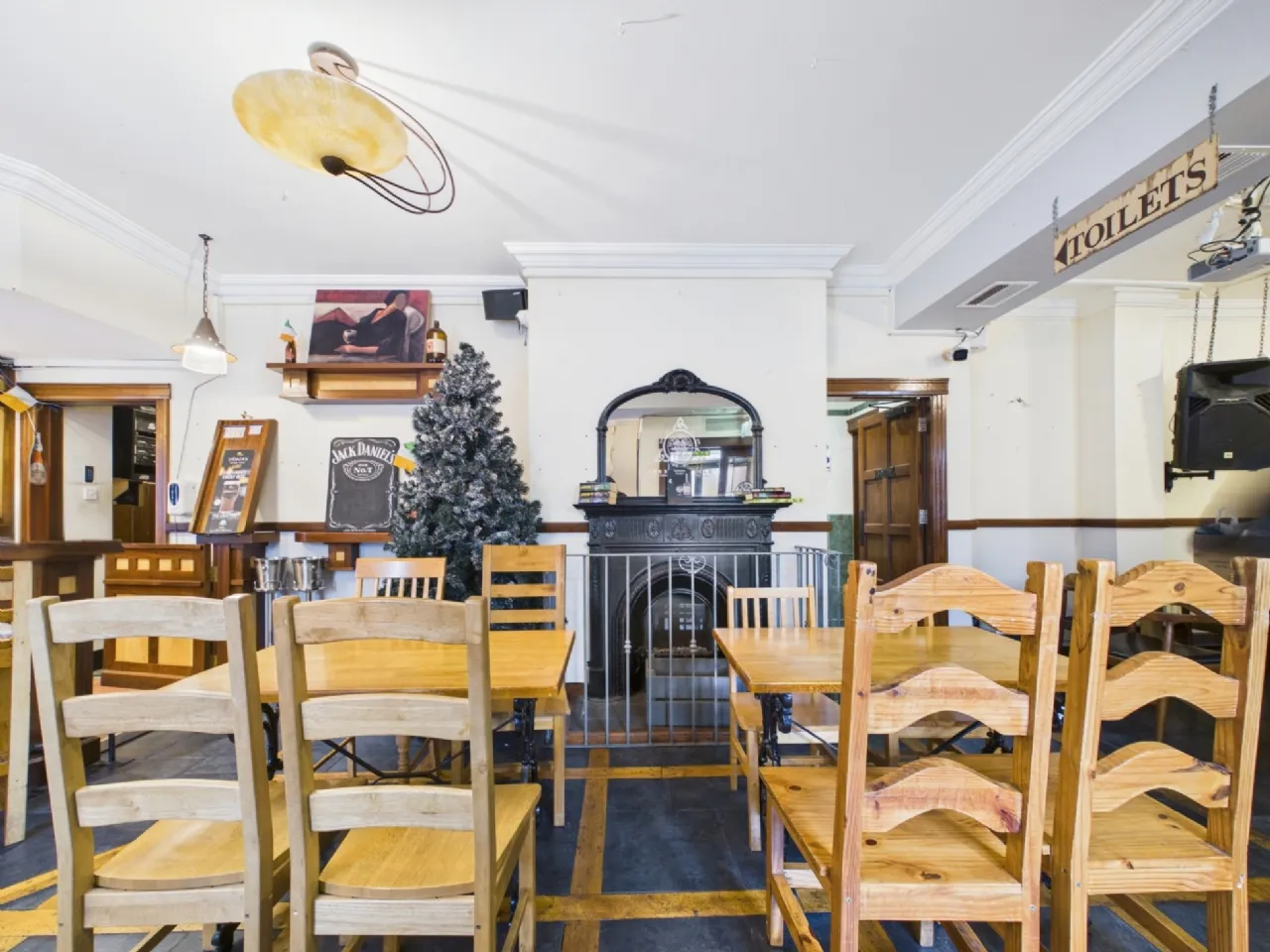 Photo of The Grattan Bar, 1-2 Bridge Street, Waterford, X91 YD52
