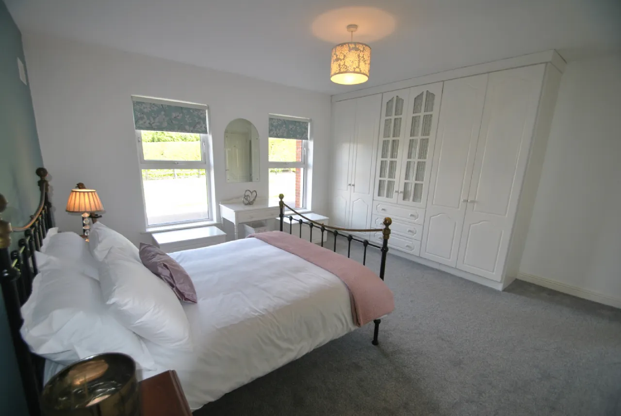 Photo of Carrig Road, Parkmore, Roscrea, Co. Tipperary., E53 CY99