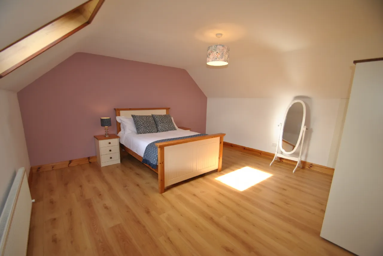 Photo of Carrig Road, Parkmore, Roscrea, Co. Tipperary., E53 CY99