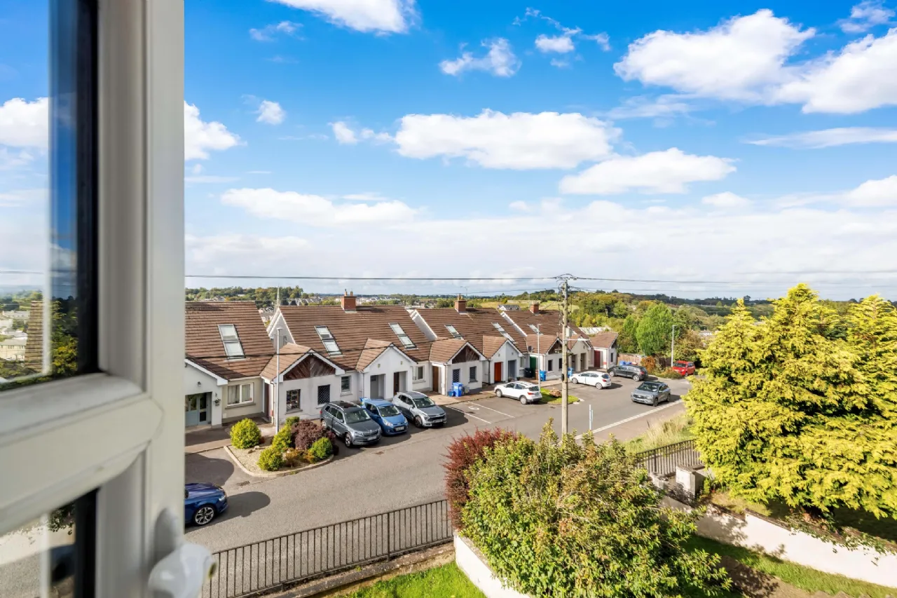 Photo of 16 Dr. McKenna Terrace, Connolly Park, Monaghan Town, H18VH73
