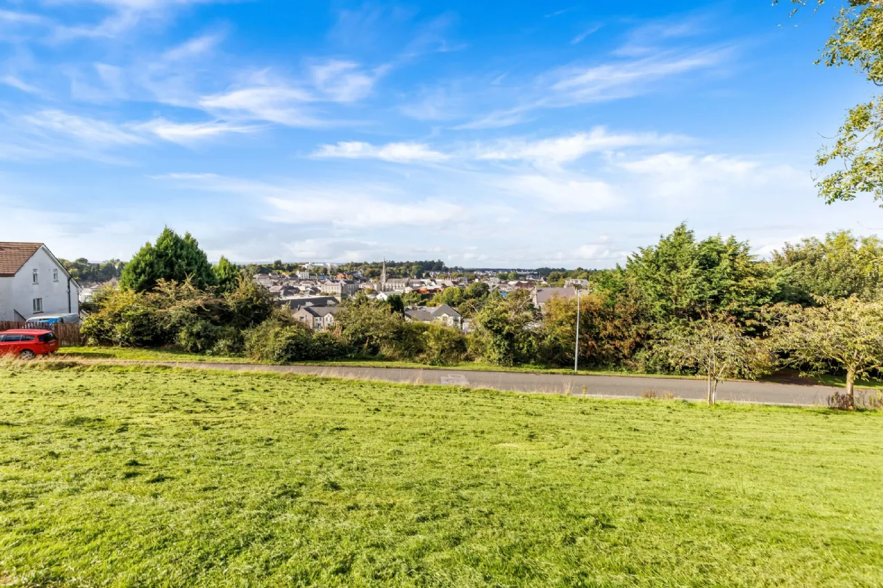 Photo of 16 Dr. McKenna Terrace, Connolly Park, Monaghan Town, H18VH73