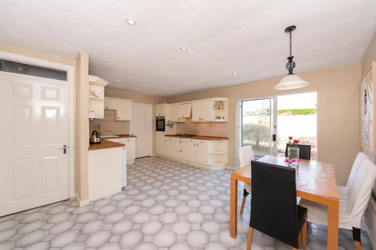 Photo of 10 Glincool Gardens, Ballincollig, Co. Cork, P31 Y327