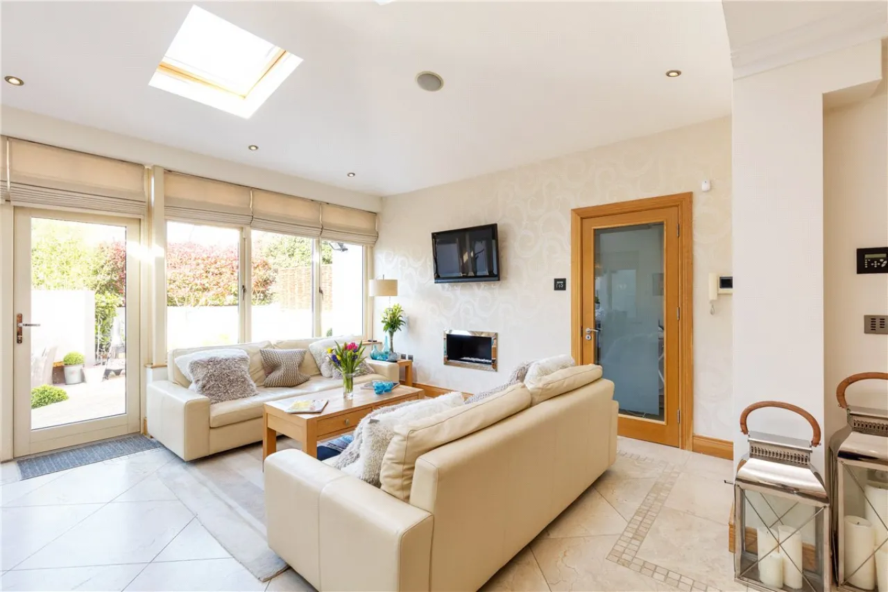 Photo of 44 College Grove, Castleknock, Dublin 15, D15 YF6Y