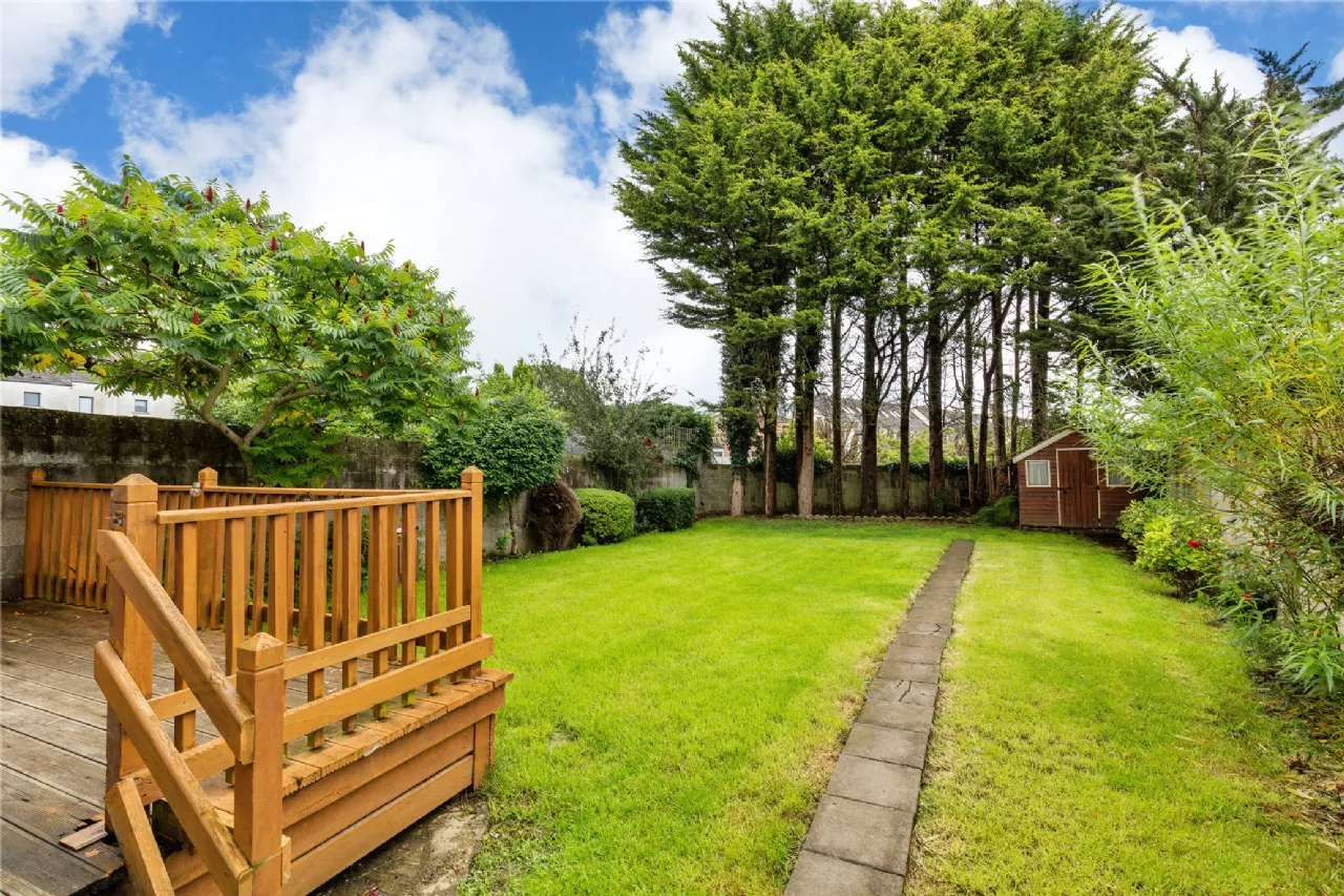 Photo of 102 Willow Park Road, Dublin 11, D11 A370