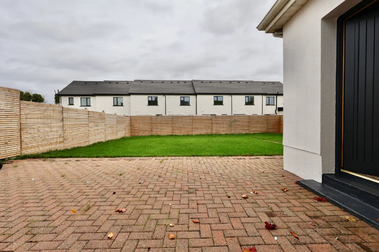 Photo of Villeneuve, 13 Roscommon Road, Athlone,, Co. Westmeath, N37 R2X0