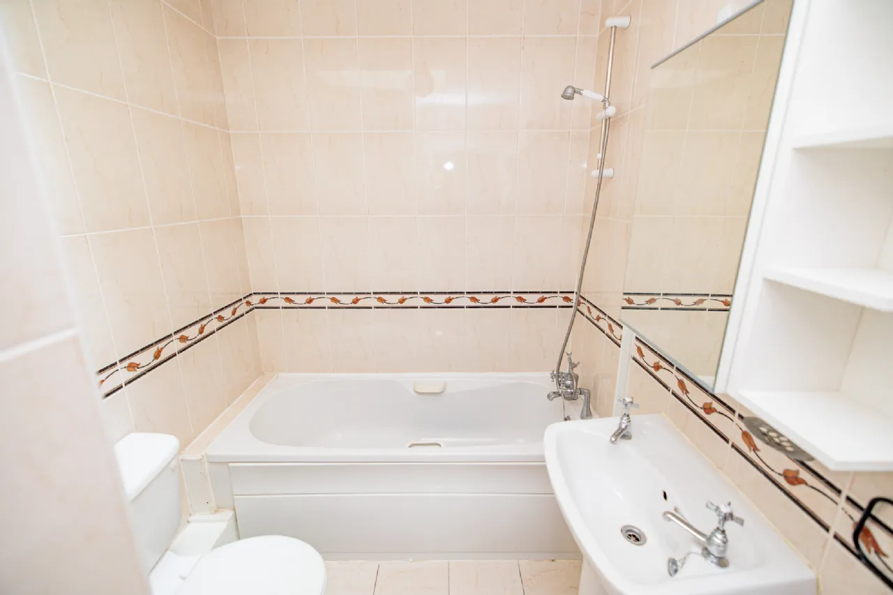 Photo of 37 Hollybank Park, Clongowan, Waterford Road, Kilkenny, R95 E4C2