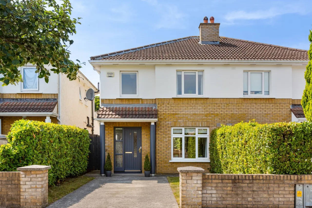 Photo of 8 Woodstown Lane, Knocklyon, Dublin 16, D16 PH42