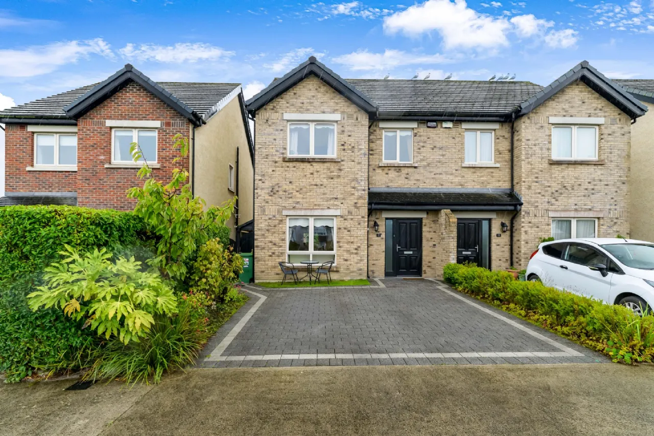 Photo of 2 Kelletts Grove, Dunshaughlin, Co. Meath, A85 VX99