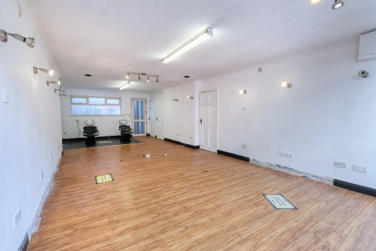 Photo of Dublin Street, Longford, N39 K571
