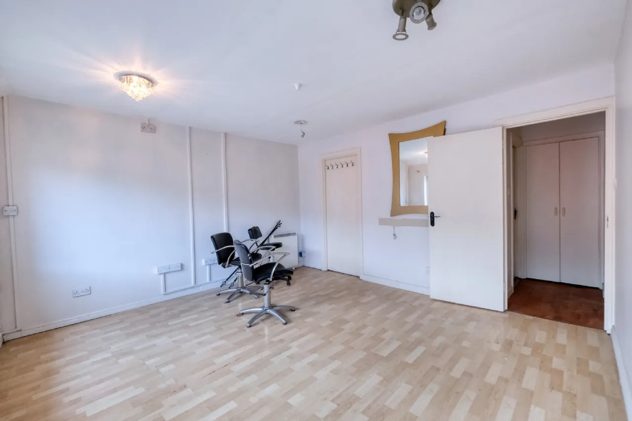 Photo of Dublin Street, Longford, N39 K571