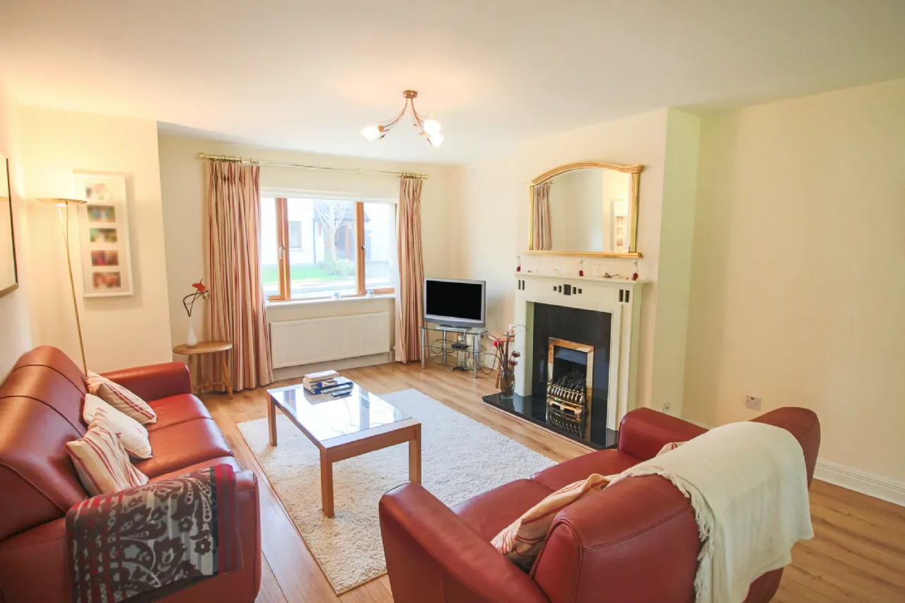 Photo of 20 Earl Court, Lough Rynn, Mohill, Co. Leitrim, N41 E3H4