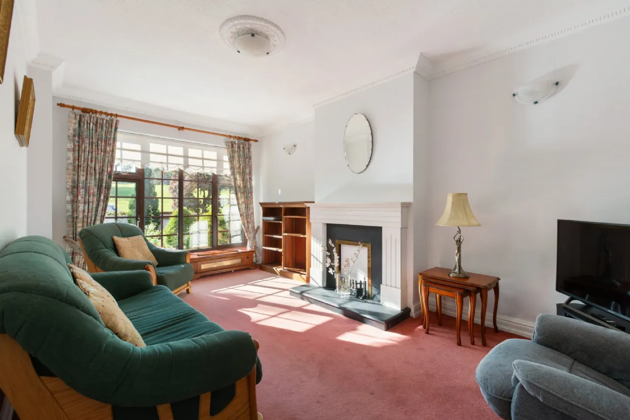 Photo of 12 Parkvale, Dundrum, Dublin 16, D16 EY20