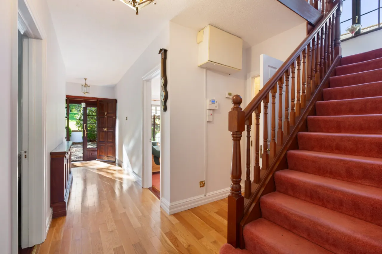 Photo of 12 Parkvale, Dundrum, Dublin 16, D16 EY20