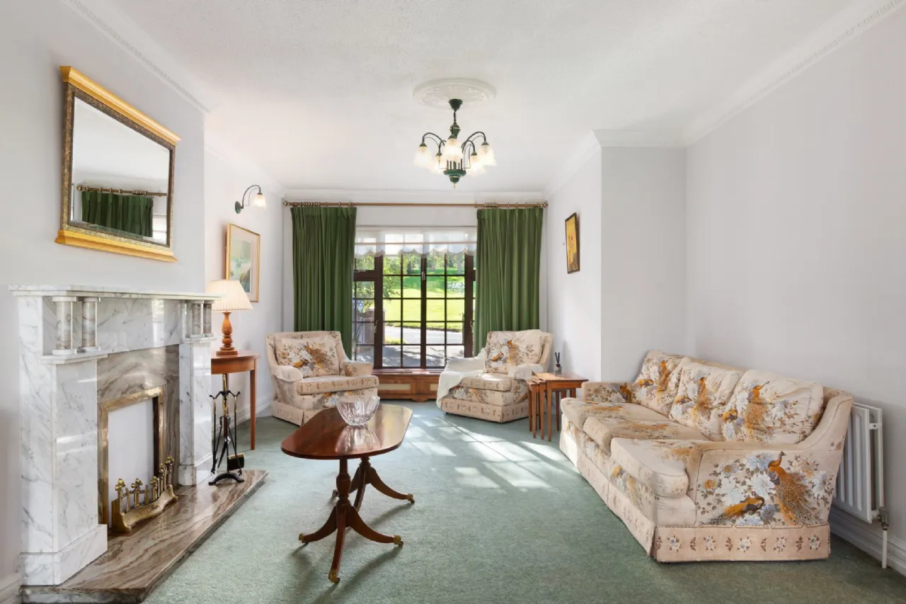 Photo of 12 Parkvale, Dundrum, Dublin 16, D16 EY20