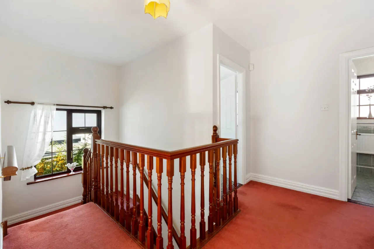Photo of 12 Parkvale, Dundrum, Dublin 16, D16 EY20