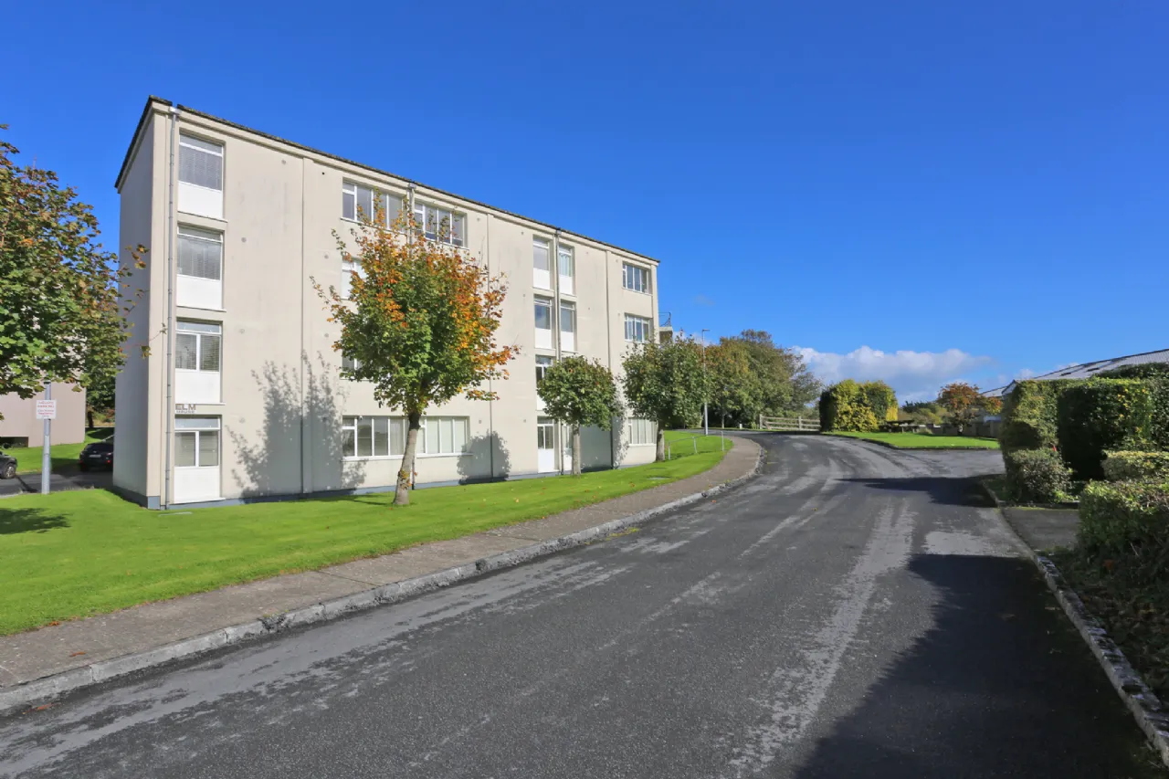 Photo of 5 Elm House, Drumgeely Hill, Shannon, Clare, V14 XD78