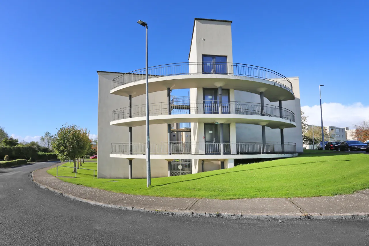 Photo of 5 Elm House, Drumgeely Hill, Shannon, Clare, V14 XD78