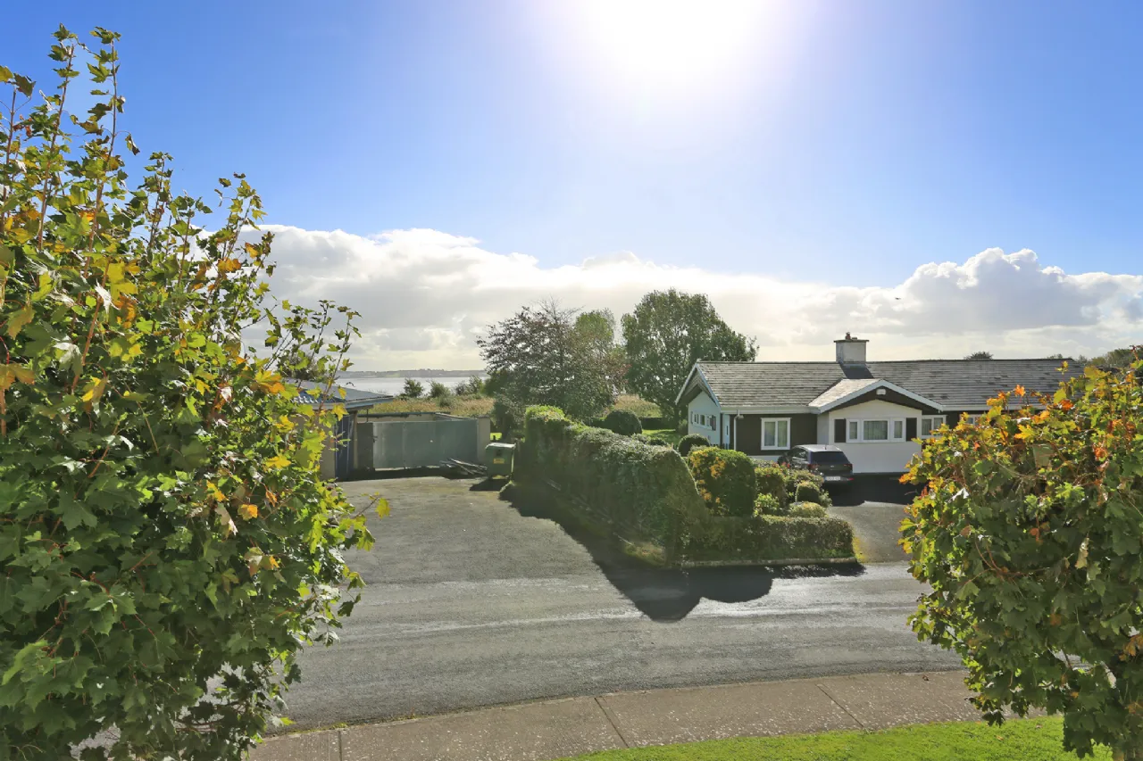 Photo of 5 Elm House, Drumgeely Hill, Shannon, Clare, V14 XD78