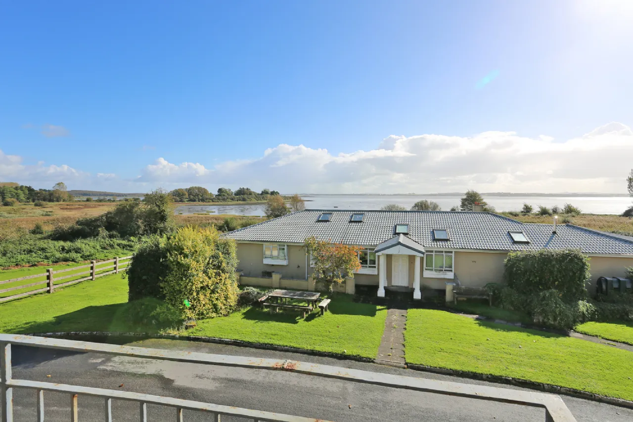 Photo of 5 Elm House, Drumgeely Hill, Shannon, Clare, V14 XD78