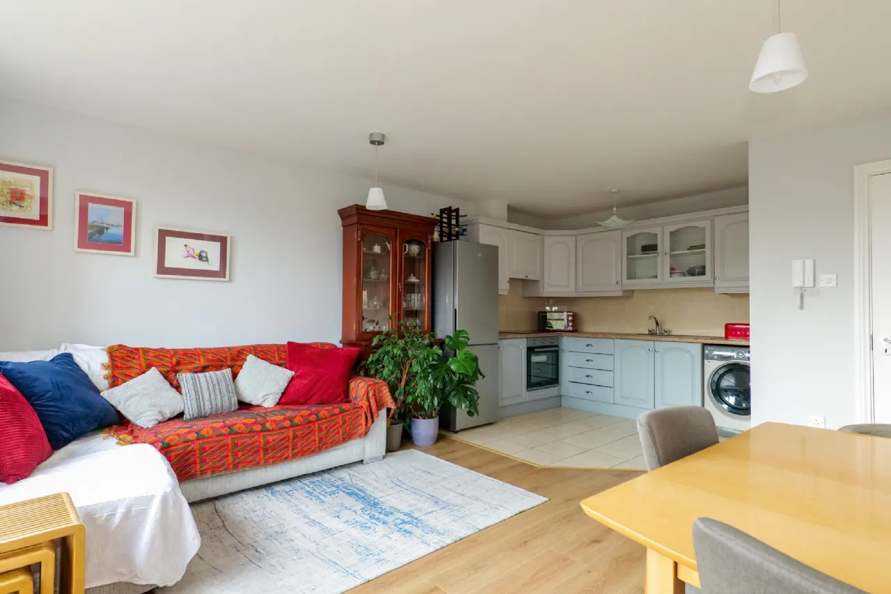 Photo of 7 Binsin, Western Distributor Road, Knocknacarra, Galway, H91 AH98