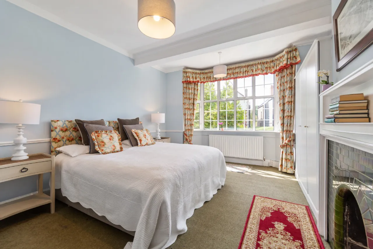 Photo of 4 Anglesea Road, Ballsbridge, Dublin 4, D04 N2A4